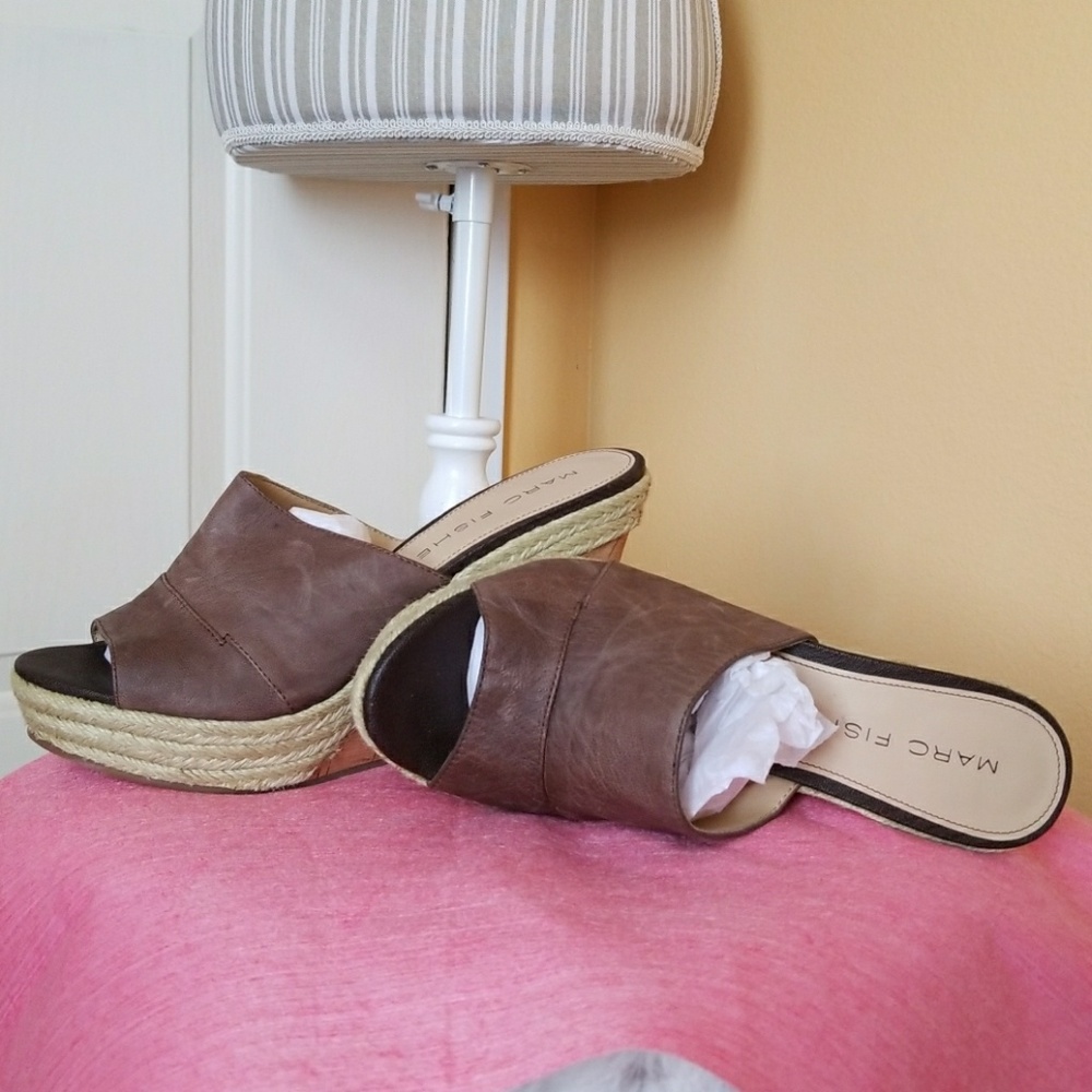 Marc Fisher wedges, sz 9 - Picture 5 of 6